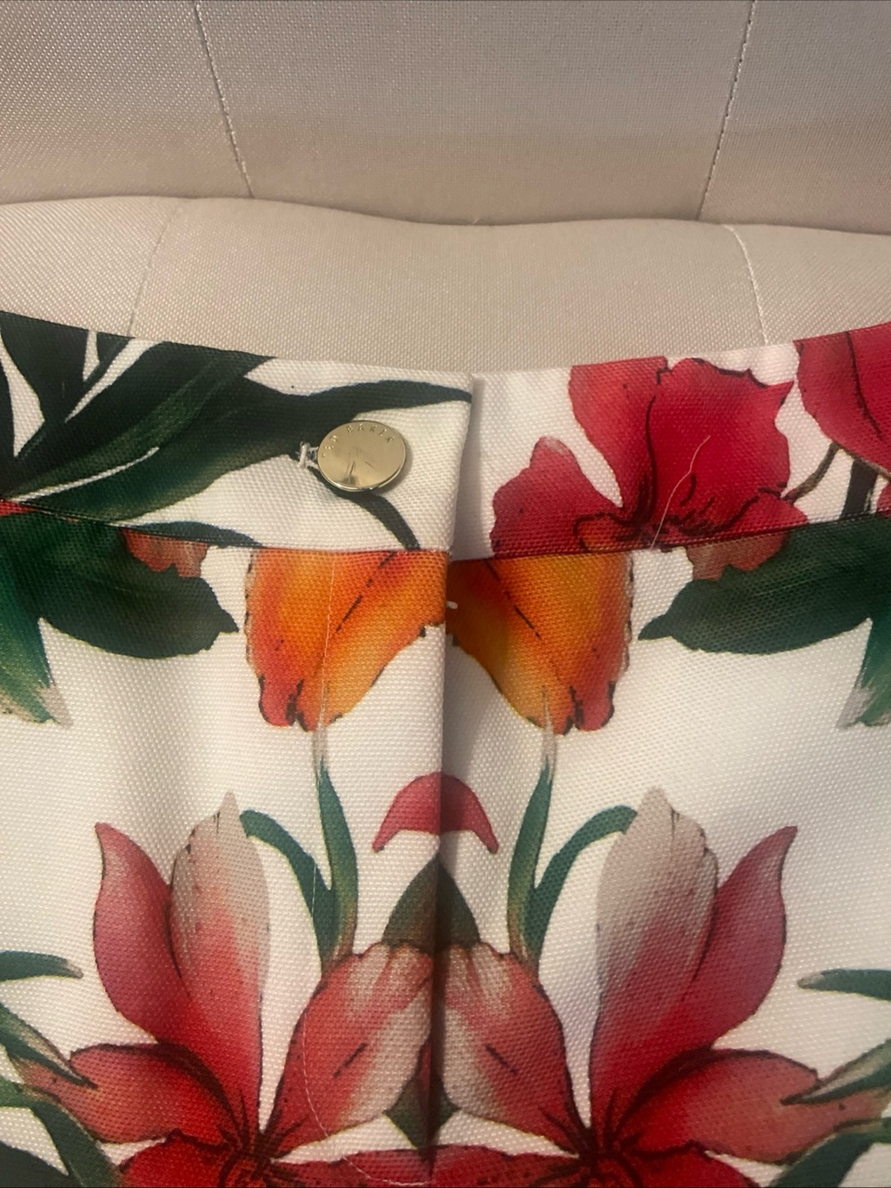 Ted Baker White Tropical Floral High-Waist Shorts with Red & Green Accents - Picture 2 of 3